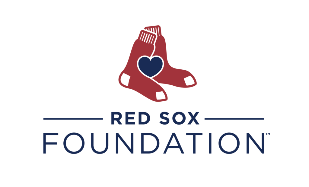 400 Bystanders Take Part in Hands-Only CPR Training in Outfield at Fenway Park